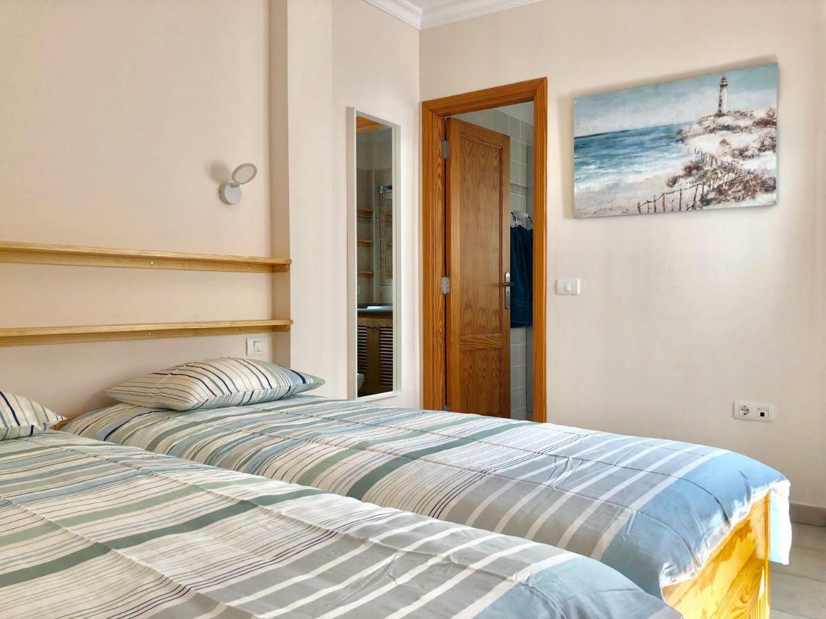 Apartamentos El Faro Puerto De Naos Dış mekan fotoğraf