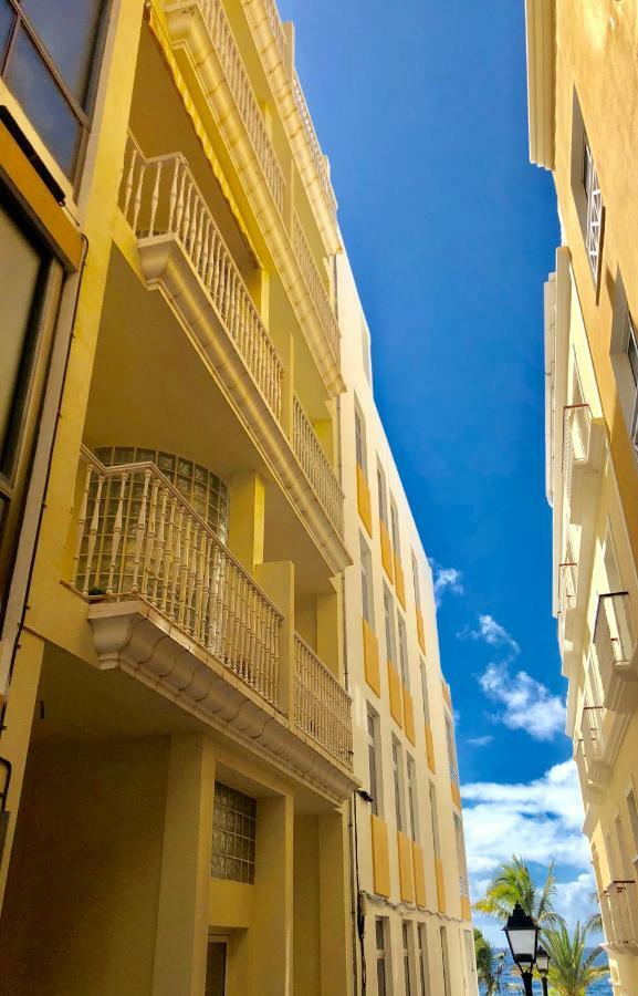 Apartamentos El Faro Puerto De Naos Dış mekan fotoğraf